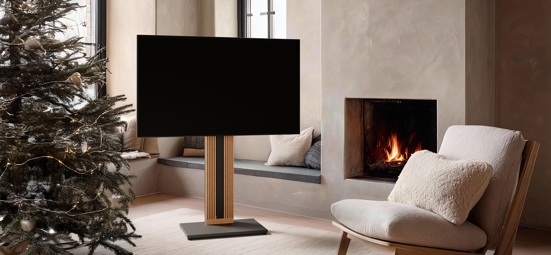 TV-Standfuß aus Holz im nordischen Stil mit Kabelmanagement